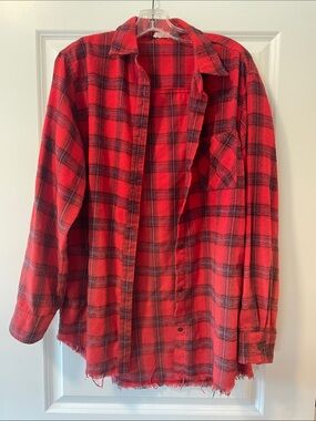 LA MIEL Red and Black Plaid Button-Down Shirt
